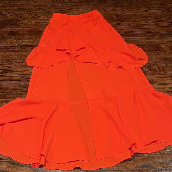 NWT Show Me Your MuMu Nala Ruffle Skirt Size XS - Picture 3 of 6
